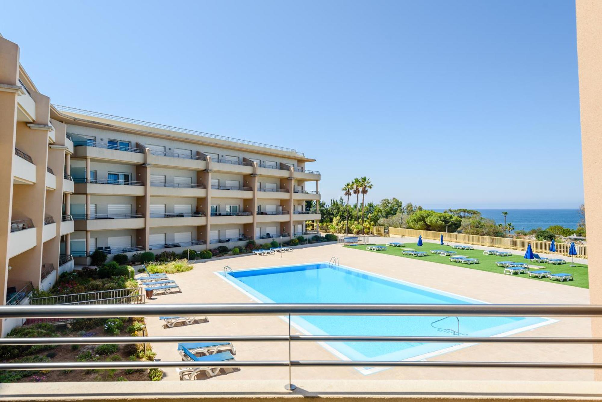 Algarve Beach Apartments Албуфейра Екстериор снимка