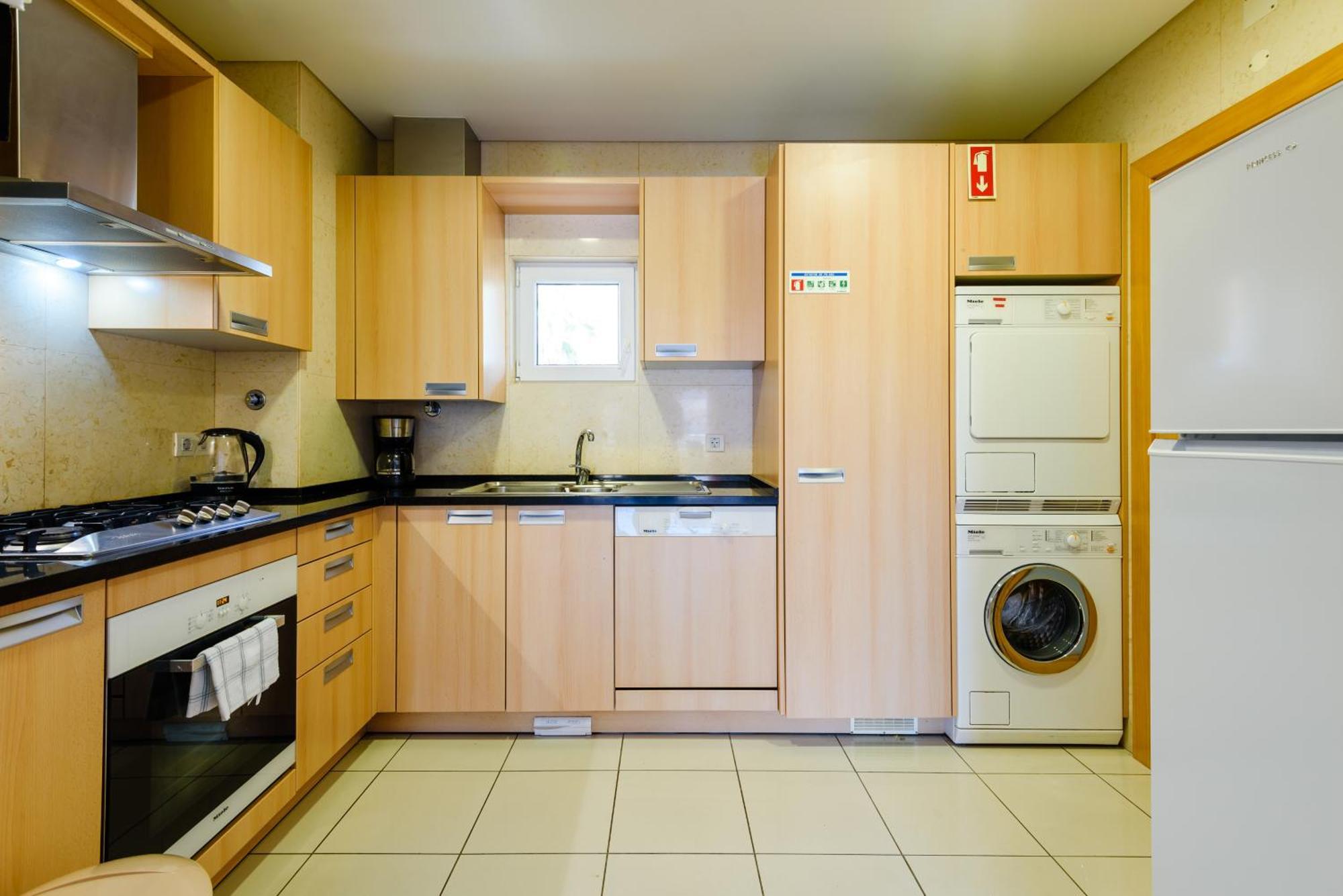Algarve Beach Apartments Албуфейра Екстериор снимка