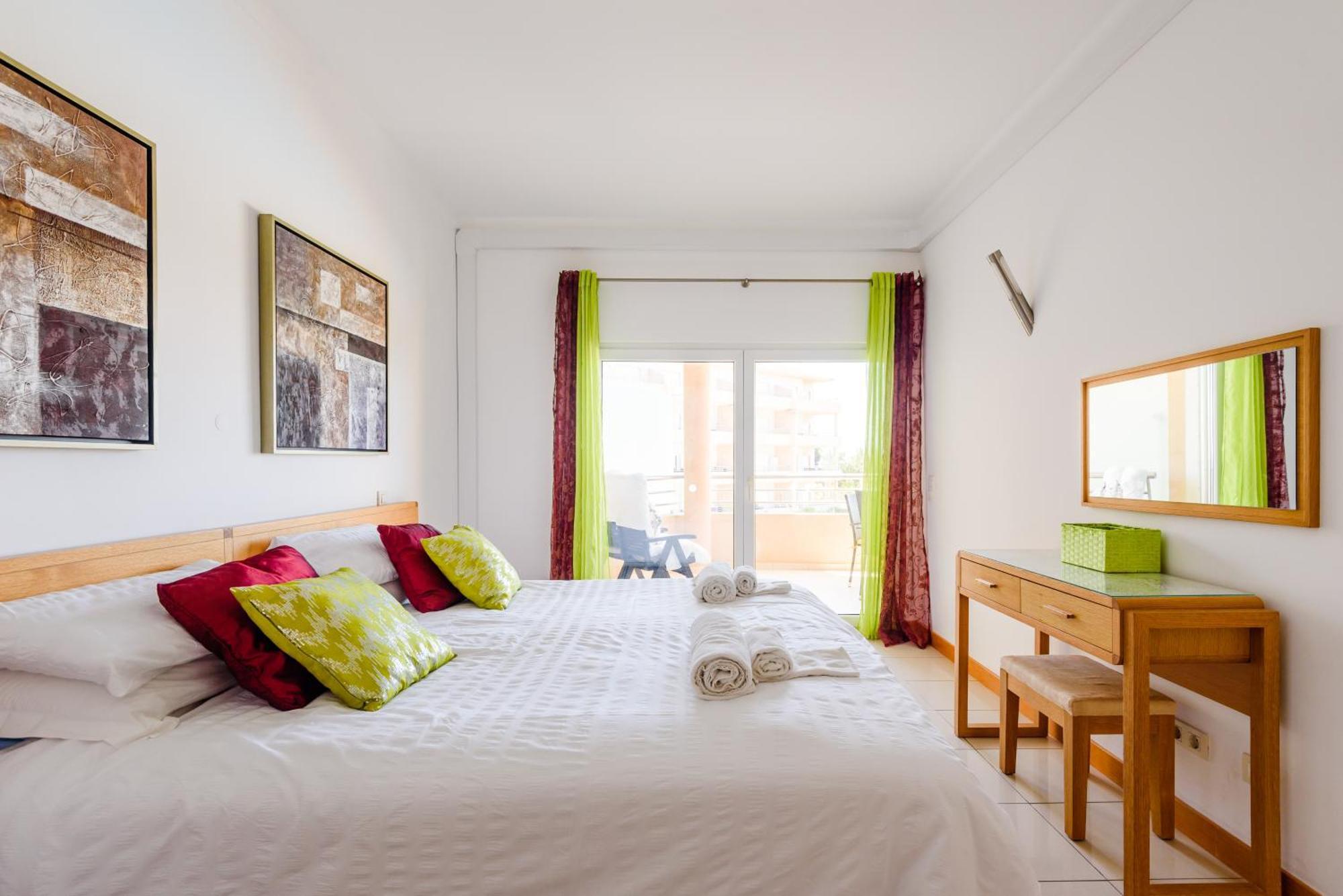Algarve Beach Apartments Албуфейра Стая снимка
